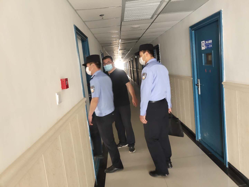 个03.jpg