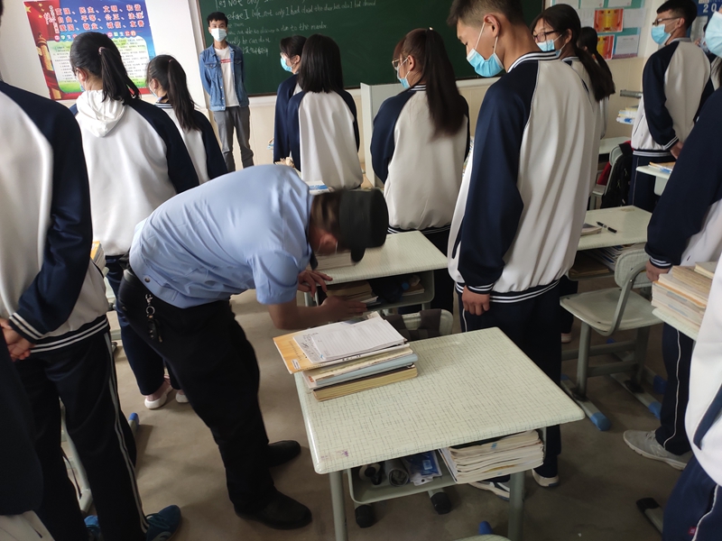 个07.jpg
