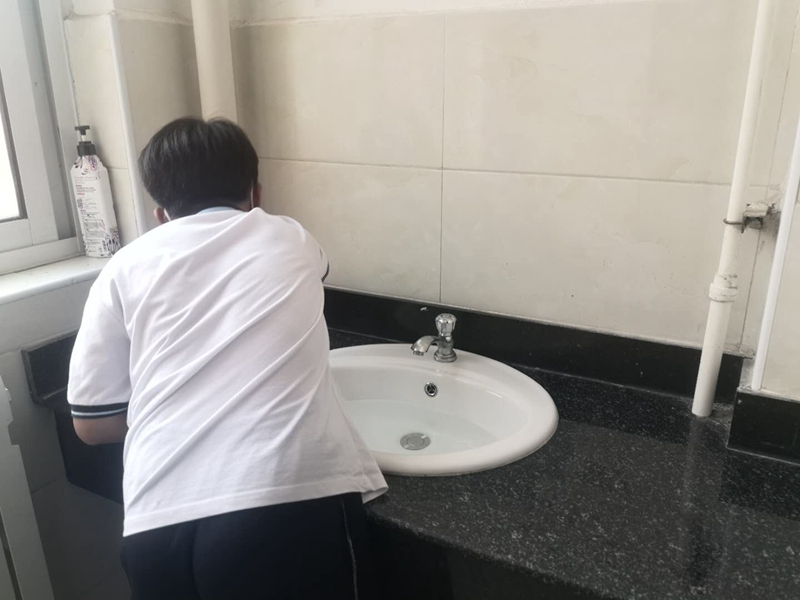 个09.jpg 个09.jpg