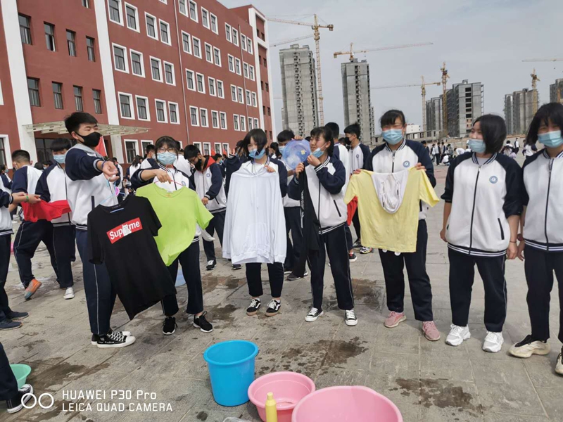 个04.jpg 个04.jpg